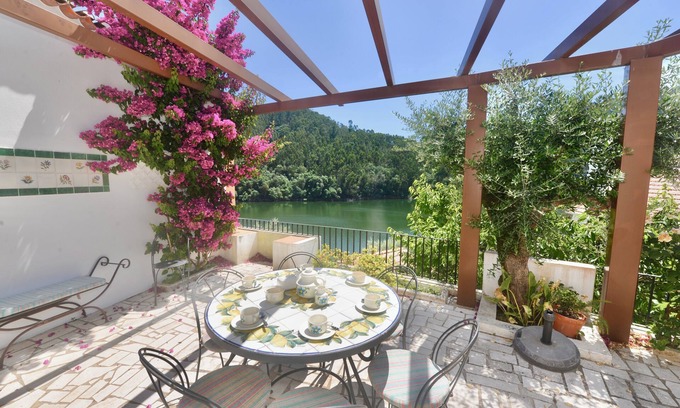 Nossa Senhora do Pranto House | Riverside - Lovely house in amazing location with views over the river