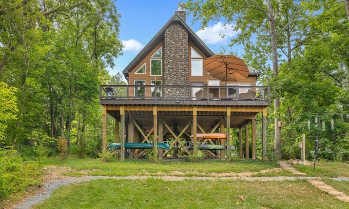Luray House | Riverside Oasis with Stunning Views, Cozy Firepit!