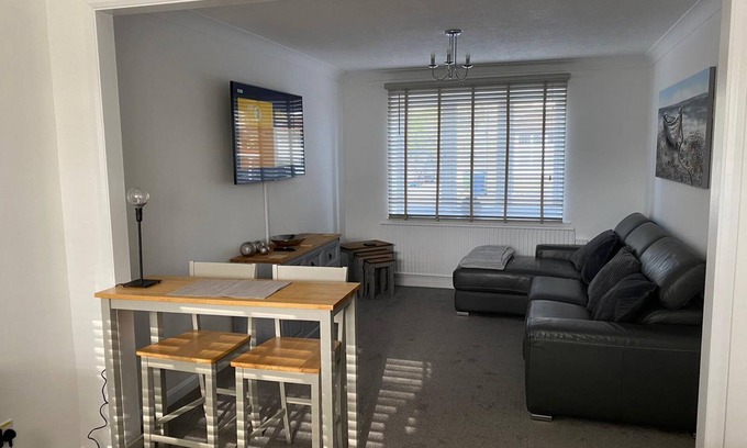 St Neots Apartment | Riverside Park Ground Floor Apartment - St Neots