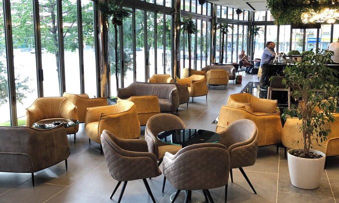 Mbrostar-Urë Hotel | Riverside rooms at Hotel Fieri