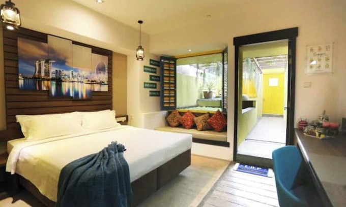 Singapore River Hotel | Riverside Theme Courtyard Club+Breakfst Exec Privy