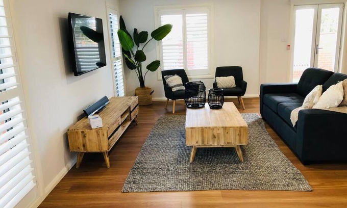 Wagga Wagga Apartment | Riverside Urban Apartment