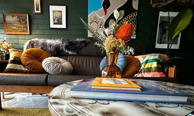 Rivervale Apartment | Riversong Perth ~ A Riverfront retreat close to Optus, Crown, City & Airport