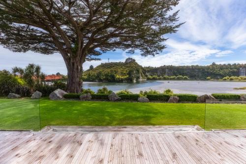Kumara Junction House | Riverstone House