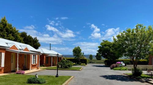 Ross Hotel | Riverview at Ross