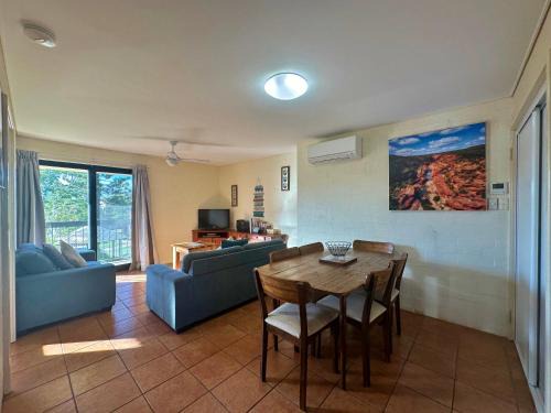 Kalbarri Apartment | Riverview Holiday Apartment 53 - Kalbarri, WA