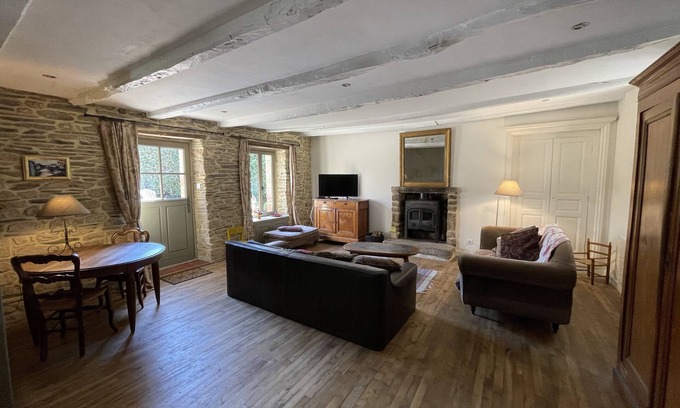Bohal Cottage | Riverview holiday home, close to market town of Malestroit