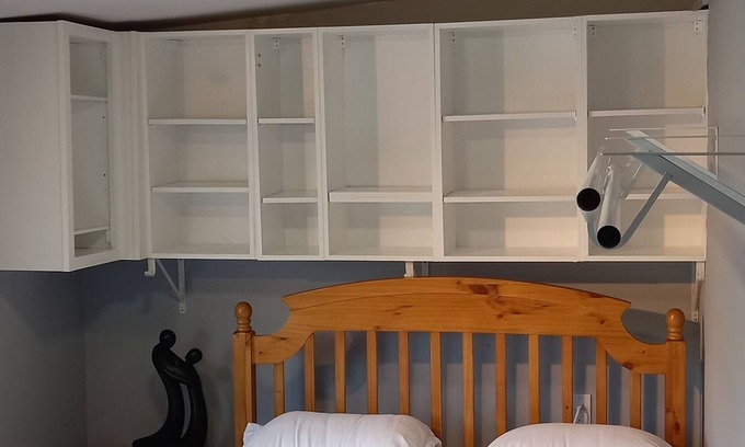 Boblo Island Bed & Breakfast | Riverview , waterfront, homestay, bnb