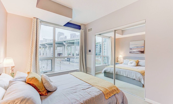 Downtown Toronto Apartment | RivetStays - The Peter Suites