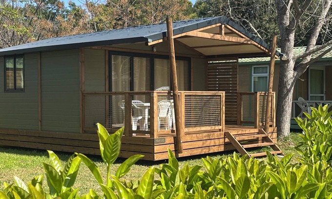 Sorbo-Ocagnano Ski Chalet | Riveu corse in a quiet park 600 m from a magnificent beach