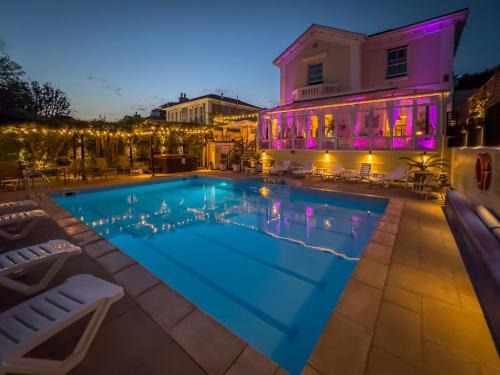 Torquay City Centre Hotel | Riviera Lodge Hotel