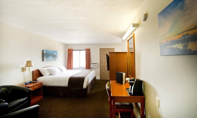 North Industrial Hotel | Riviera Motor Inn