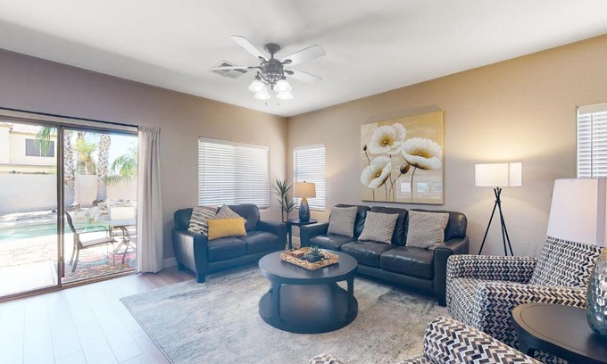 Cooper Commons House | Riviera Retreat