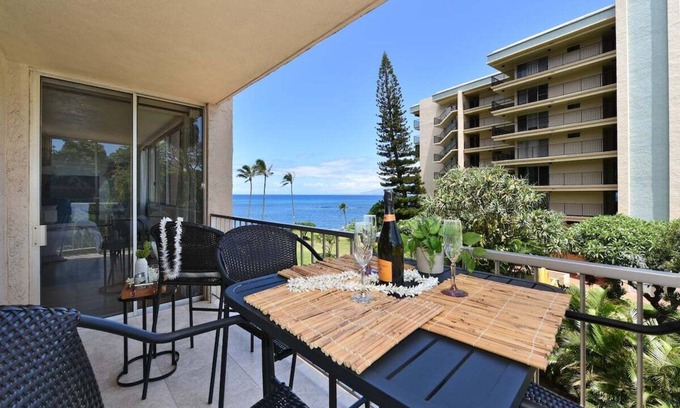 Kahana Condo | RK 301 Remodeled OceanFront 2BD w Ocean Views Pool