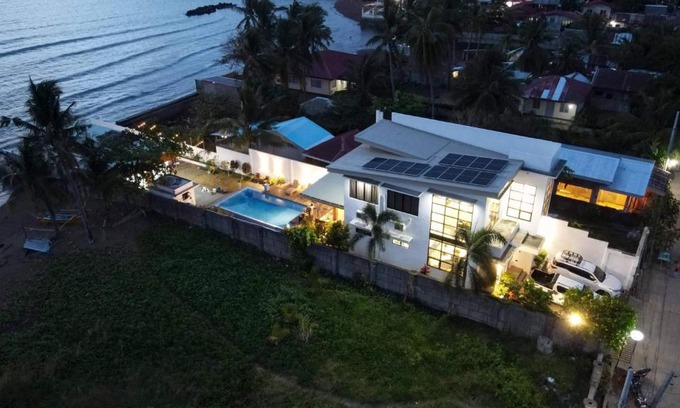 Naval House | RLJ Beach House