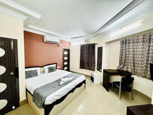 Kalighat Hotel | RM Guest Home