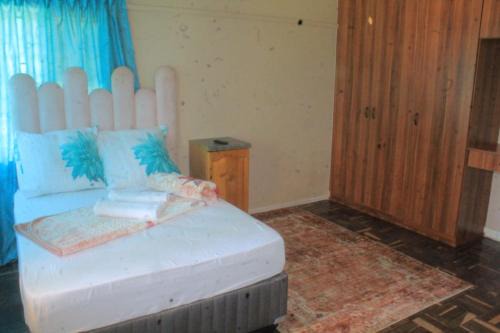 Zeerust House | RMguest house