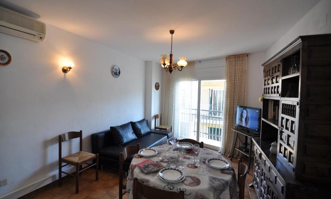 Roses Town Center Apartment | RNET - Madrid 11 - Roses Centro