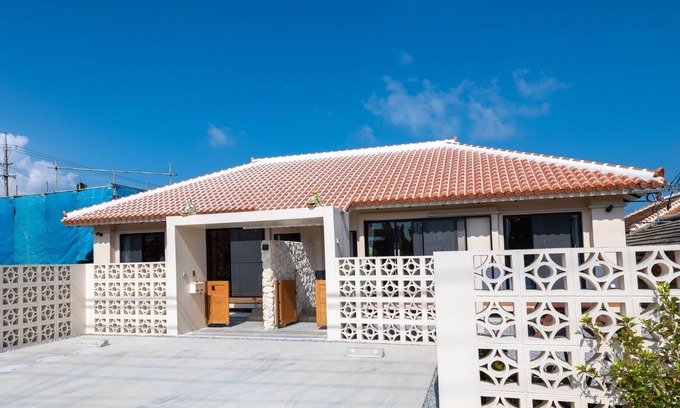 Sumuide House | Ro With jacuzzi and garden Elegant villa stay o/Nago Okinawa