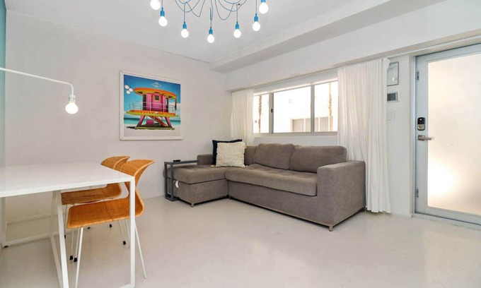 South Pointe House | Roami at 250 Collins | Pool | Next to Beach |1 Bed