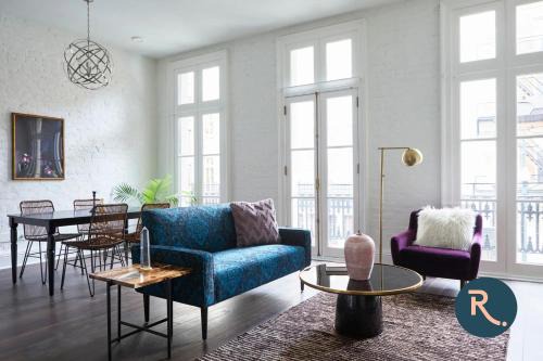 Central Business District Apartment | Roami at St. Charles