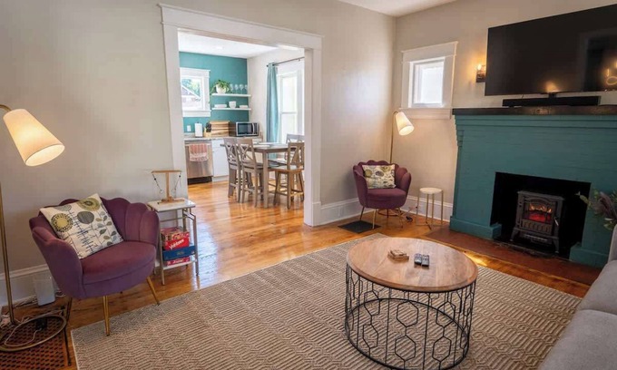 Roanoke House | Roanoke Speakeasy: Downtown Charm near Greenways