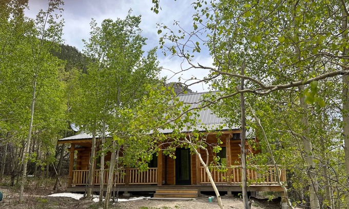 Garfield House | Roaring River Mountain Lodge-New Log Home *Book Now*