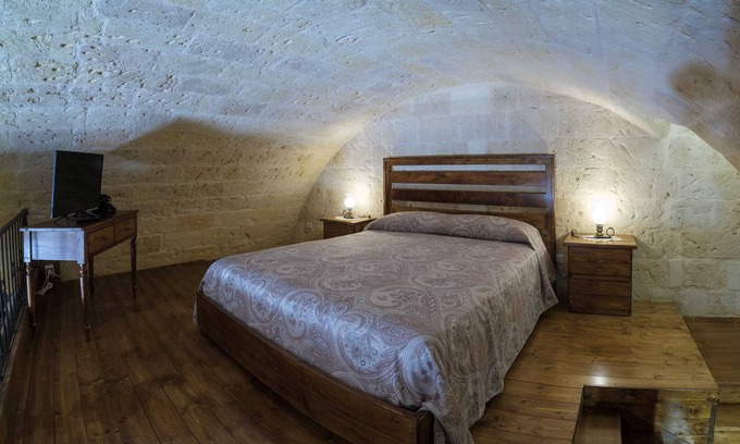 Andria Bed & Breakfast | ROBERTO's Guest House
