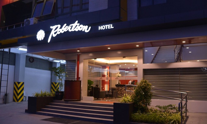 Naga Hotel | Robertson Hotel