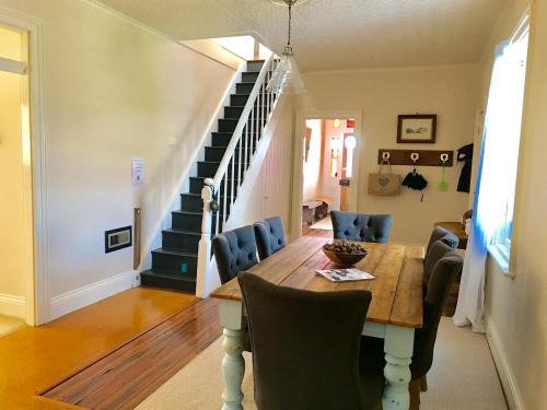 Sassafras House | Robin Hoods Well Farm Stay