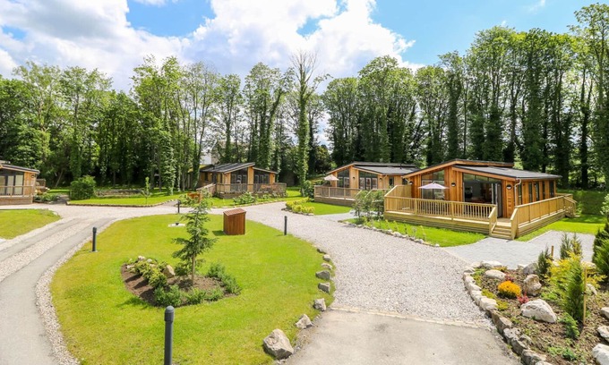 Gargrave House | ROBIN LODGE, family friendly, character holiday cottage in Gargrave