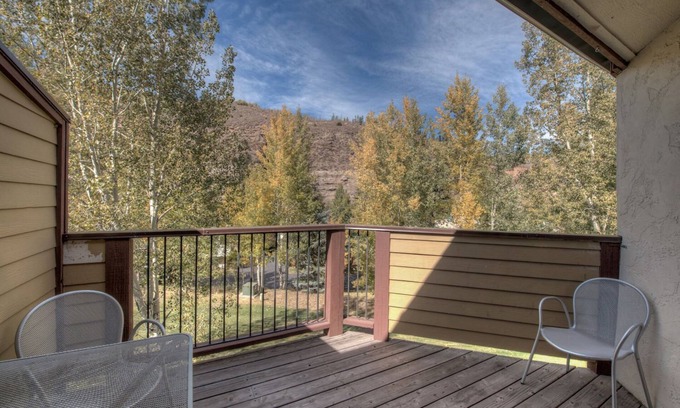 Intermountain Condo | Robins Nest | Newly Renovated Multi Level Vail Home