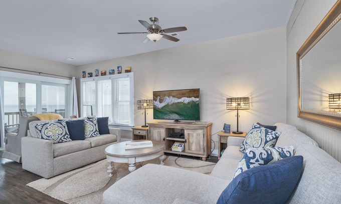 Avon House | Robyn's Nest | Oceanfront | Islander Condos | Avon | Sleeps 4