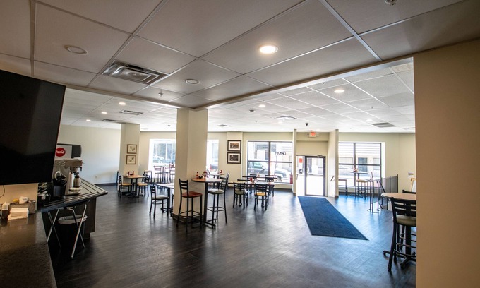 Rochester Hotel | Rochester Hotel
