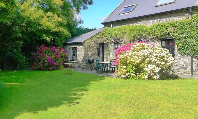 Barnatonicane Cottage | Rock Cottage Self Catering Cottage