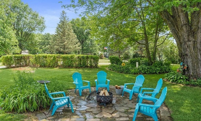 Kellogg House | Rock Creek Lakefront Gem