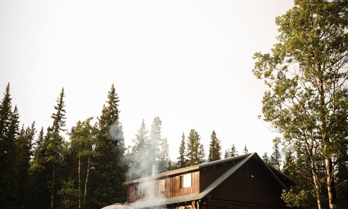 Rock Lake House | Rock Lake Earth Lodge - Lodge Only