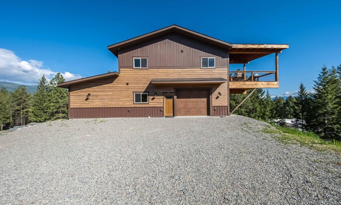 Rexford House | Rock Lot – A 5 Star Vacation!
