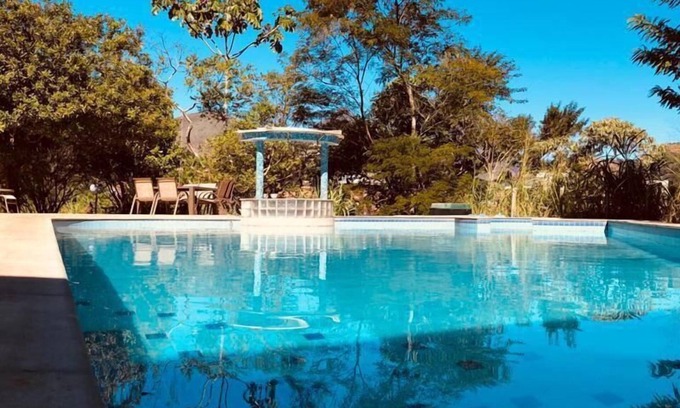 Araras House | Rock the Mountain in Granja Brasil Resort 1500m2 Menos Quartos