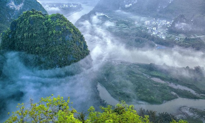 Yangshuo Hotel | Rock Wall Hotel