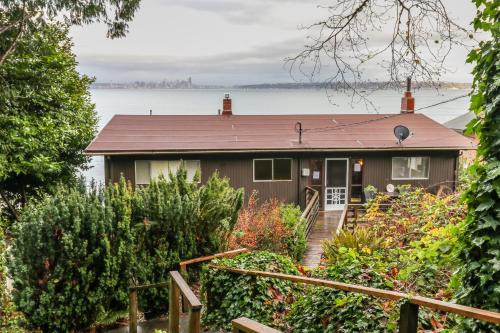 Bainbridge Island House | Rockaway Retreat
