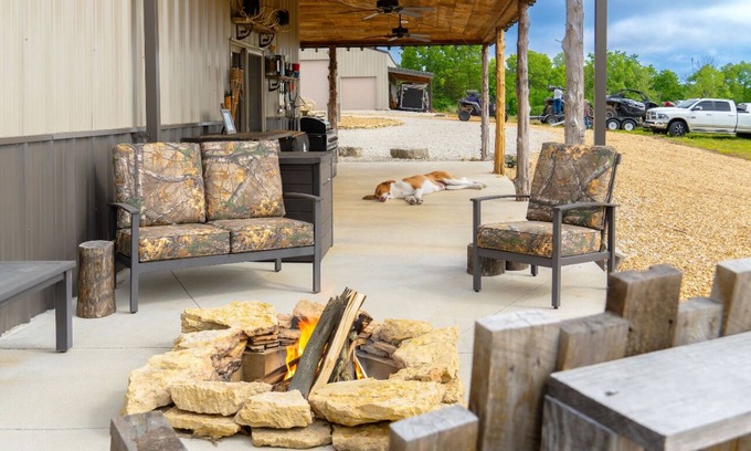 Drury Cabin | Rockbridge UTV Riding BIKING HUNTING INDR BATTING CAGE & ARCHERY SHOOTING Range