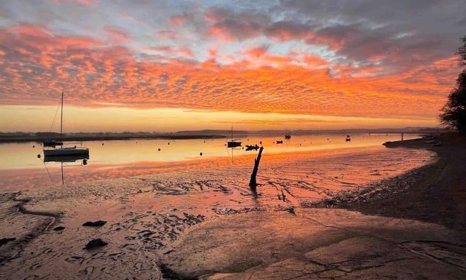 Waldringfield House | Rockhopper Cottage, Waldringfield