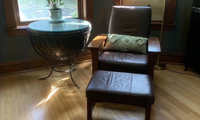 Oak Park Apartment | Rockin' 2BR Apartment in the Heart of Oak Park