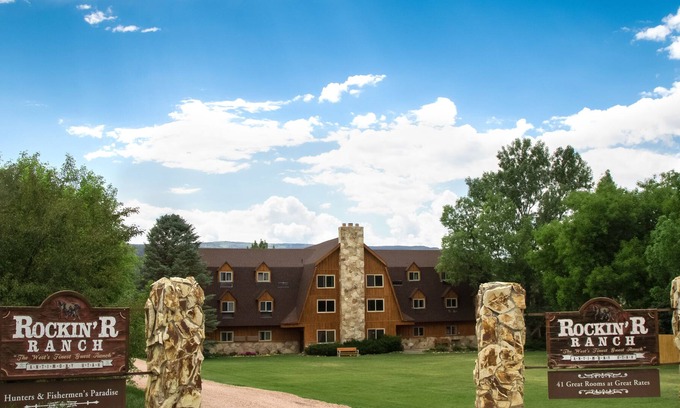 Antimony Cabin | Rockin' R Ranch Lodge--Your Family Reunion Gathering Place