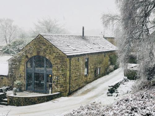 Birchover House | Rocking Stone Cottage
