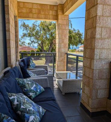 Rockingham Apartment | Rockingham Beach Townhouse