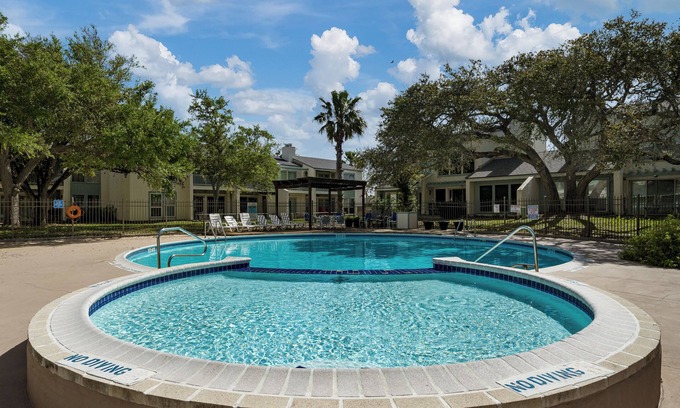 Sailhouse Condo | Rockport Racquet and Yacht Club