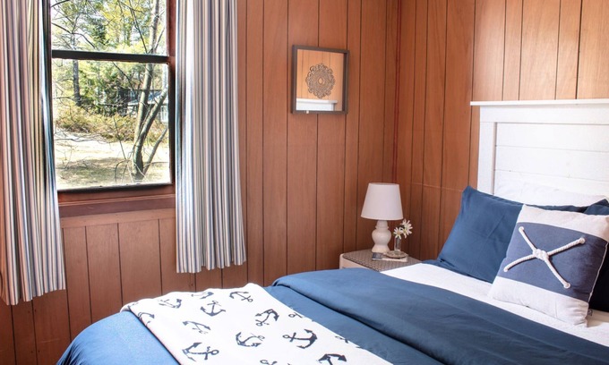 Carling Cottage | Rockwood: 2-Bedroom Cottage #7