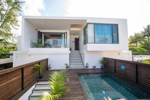 Midlands Villa | Rocky 03 Perebere Beach 100M